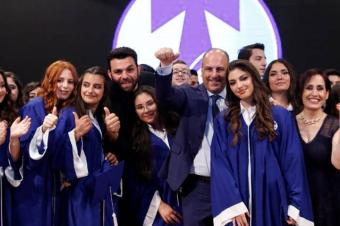بوعاصي لخريجي "مار مارون" – بعبدا: فليترافق العلم مع الثقافة والقيم
