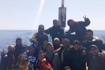 مراكب الهجرة لن تتوقف... واللاجئون الفلسطينيون الأكثر حماسة