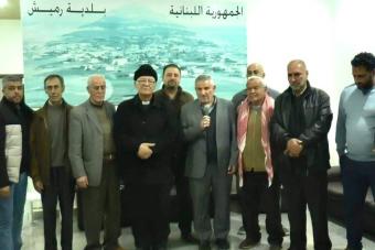 خادم رعية رميش يكشف ما حصل في اجتماعه مع وفد حزب الله