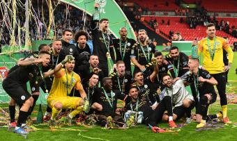 ريال يحسم "الكلاسيكو" ويستعيد الصدارة ولافتات تعرقل مباراتين في ألمانيا