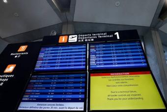 عطلٌ معلوماتيّ يُحدث بلبلة بمطارَي رواسي وأورلي في باريس
