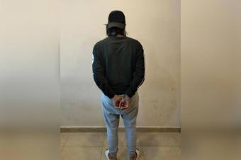 مطلوب بجرم سرقة وترويج مخدّرات في قبضة الامن