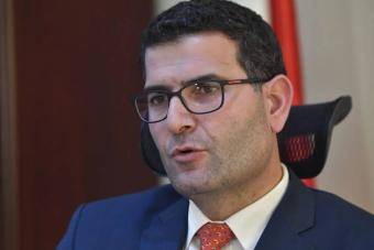 زيت الزّيتون اللبنانيّ يحصد الميداليّة الذهبية والحاج حسن يتّصل مُهنّئاً