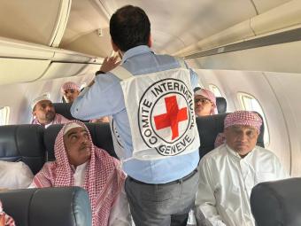 بالفيديو: الإفراج عن المزيد من الأسرى اليمنيين