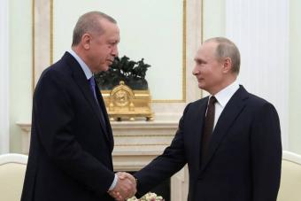 إردوغان يقول إنّه لن يُغيّر موقفه تجاه روسيا في حال إعادة انتخابه