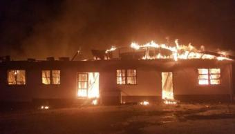 مقتل العديد من الأطفال في حريق بمهاجع مدرسة في غويانا