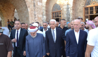 إمام بخطبة العيد في طرابلس: مسؤولونا لا يتحركون لمصلحة الوطن والشعب