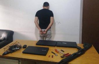 "المعلومات" توقف لصّاً ينشط في عدد من المناطق اللبنانية