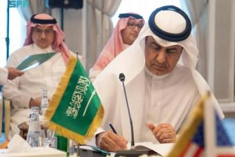 السعودية تتبنّى تشدُّد "الخماسية" والمبادرة الفرنسية سقطت ومعها الحوار