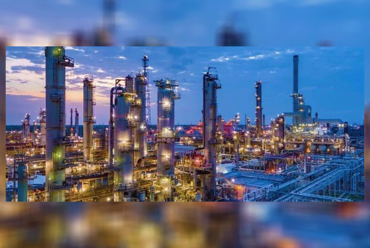 لماذا لا تزال المنتجات النفطيّة الروسيّة تُباع في أميركا؟