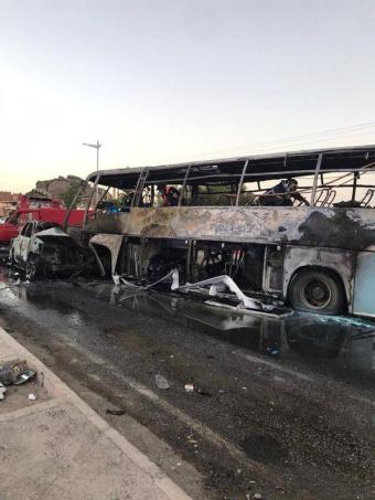 بالفيديو والصور: قتلى بحادث مروري في تمنراست جنوب الجزائر