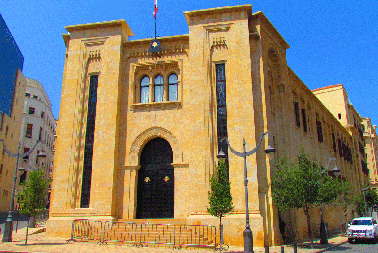 «الخماسيّة» وسياسة أوباما: لعبة «اللبننة والتدويل»