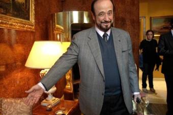 القضاء السويسري يصدر مذكرة توقيف دولية بحقّ رفعت الأسد