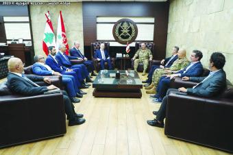 قائد الجيش يقرع ناقوس الخطر: قد لا يكون هناك وقود للدوريات