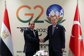 إردوغان بحث والسّيسي تبادُل الزّيارات وإحياء مجلس التّعاون المشترك