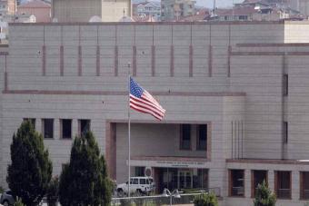 بعد بيان الخارجية... السفارة الأميركية تعدّل توجيهاتها إلى رعاياها في لبنان