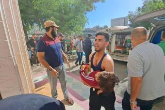 بالفيديو: قصف إسرائيلي استهدف مدرسة في مخيم جباليا