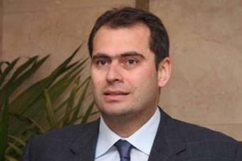 بطل من بلادي