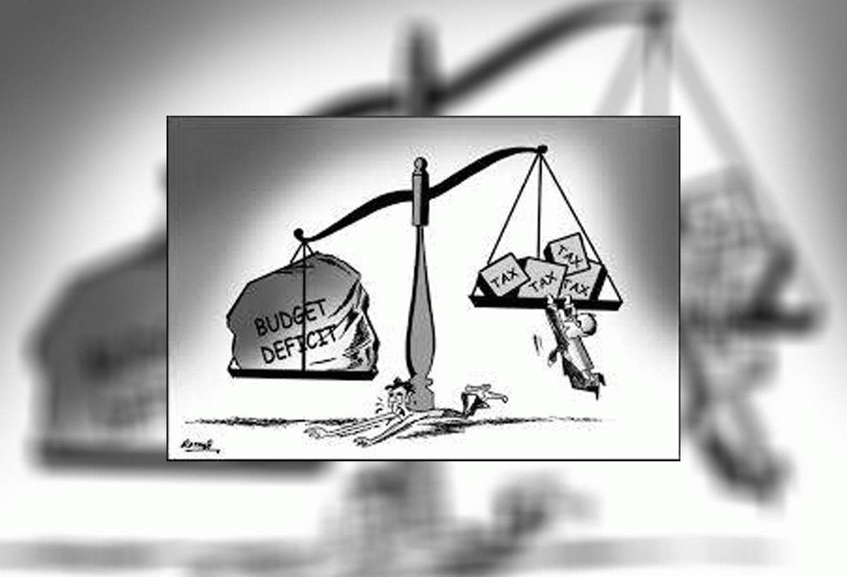 "المالية": إيرادات من الضرائب والرسوم أو العودة لاستنزاف إحتياطي البنك المركزي وضرب الإستقرار النقدي