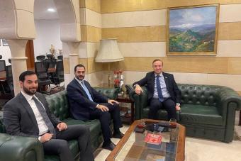 أبو حيدر التقى السّفير كبارة في الرّياض