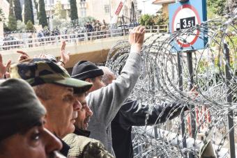 "حراك المتقاعدين العسكريين": أي قرار يصدر عن الحكومة لن يمر بخير