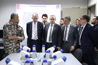 بالصور: البيسري يتسلّم من ماغرو هبة فرنسيّة للأمن العام في المطار