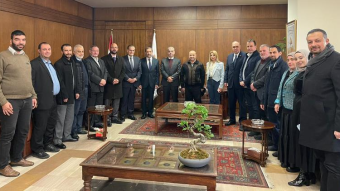 النقيب الحسن بحث ووفدي الجماعة الإسلامية والمنظمة العربية للمحامين الشباب شؤوناً قانونية