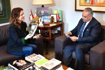 المرتضى التقى نائبة رئيس مهرجان البستان