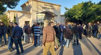 بالصور: تحرّكات احتجاجيّة للعسكريين المتقاعدين في المناطق