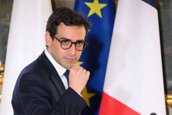 وزير الخارجيّة الفرنسيّ يلتقي الاثنين نظيره المغربي في الرباط