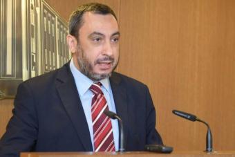 الحوت: إلى متى سيحرم أفراد من الضابطة الجمركية من حق التقدم إلى السلك الاداري؟