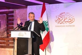 مشاغلتان لا واحدة