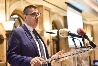"نمرّ بمرحلة دقيقة جداً".. حجّار: المهم أن نعملَ على تخفيف أعداد السوريّين