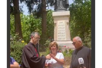 بالفيديو - السيّدة روزيت الدويهي تروي تفاصيل شفائها على يد البطريرك الدويهي