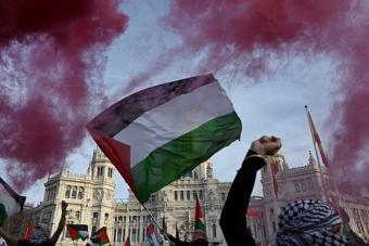 بالفيديو والصّور: الآلاف يتظاهرون في مدريد دعماً للفلسطينيين ورفضاً للحرب في غزة