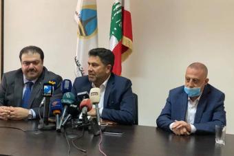 غجر والقائم بالأعمال العراقي واكبا تفريغ 34 صهريج مازوت في الزهراني