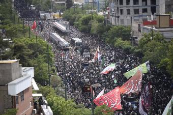 رئيسي إلى مثواه الأخير... وعلامات استفهام حول "حادث المروحية"
