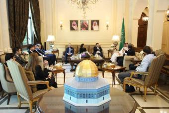 نديم الجميل ووفد من الصناعيين زاروا بخاري وقدموا مقترحات لإعادة فتح الحدود السعودية أمام الصناعة اللبنانية
