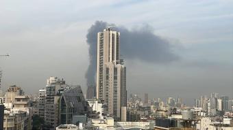 بالفيديو والصور...حريق كبير في الحمرا