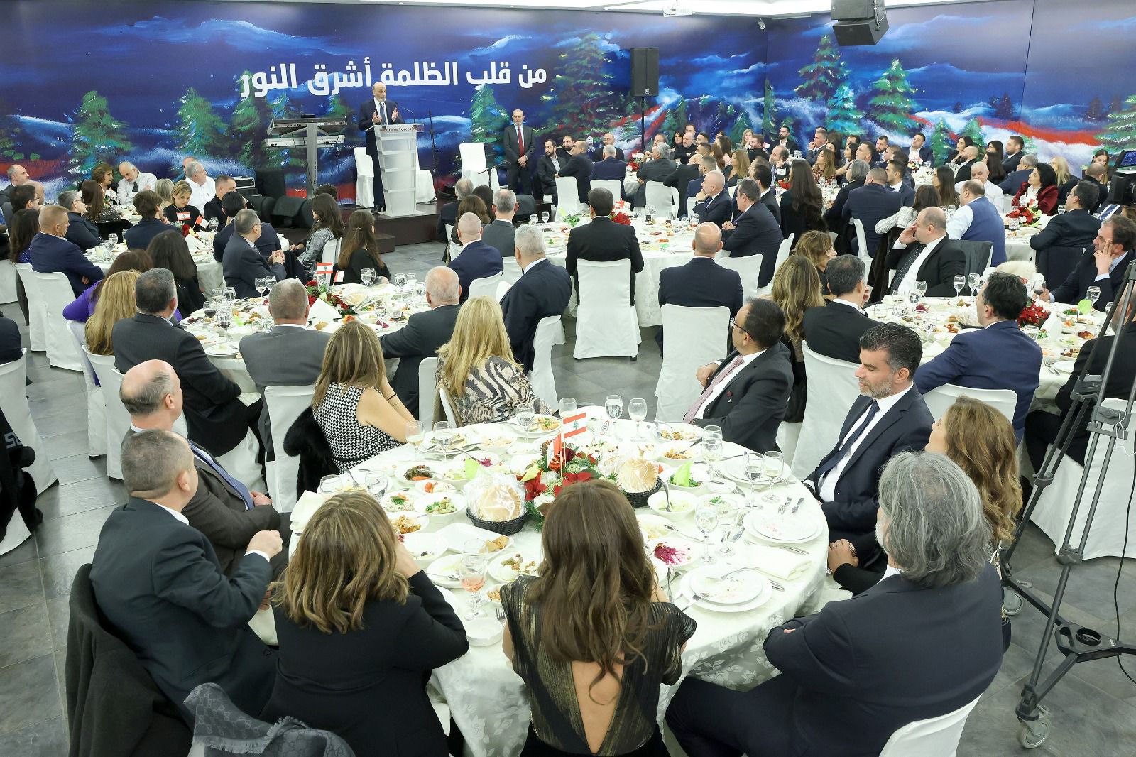 جعجع في عشاء المغتربين: نقف في وجه المنظومة الفاسدة حتى آخر نفس