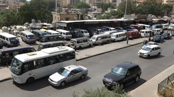 فوضى غير مسبوقة ... "حارة كل مين إيدو إلو"