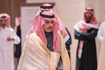 بن فرحان بعد مؤتمر الرياض: استمرار العقوبات يعرقل طموحات الشعب السوري