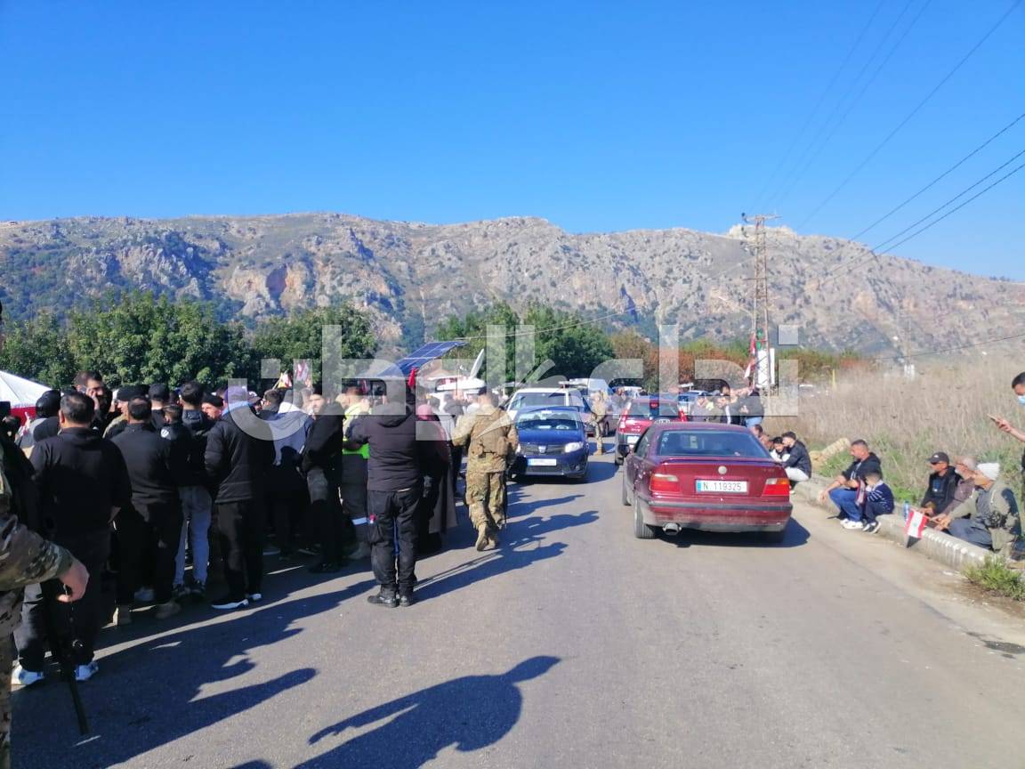 بالصور: أهالي الجنوب توافدوا إليه مطالبين بدخول بلداتهم