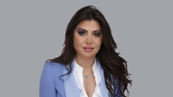خبيرة البروتوكول والمظهر نادين ضاهر