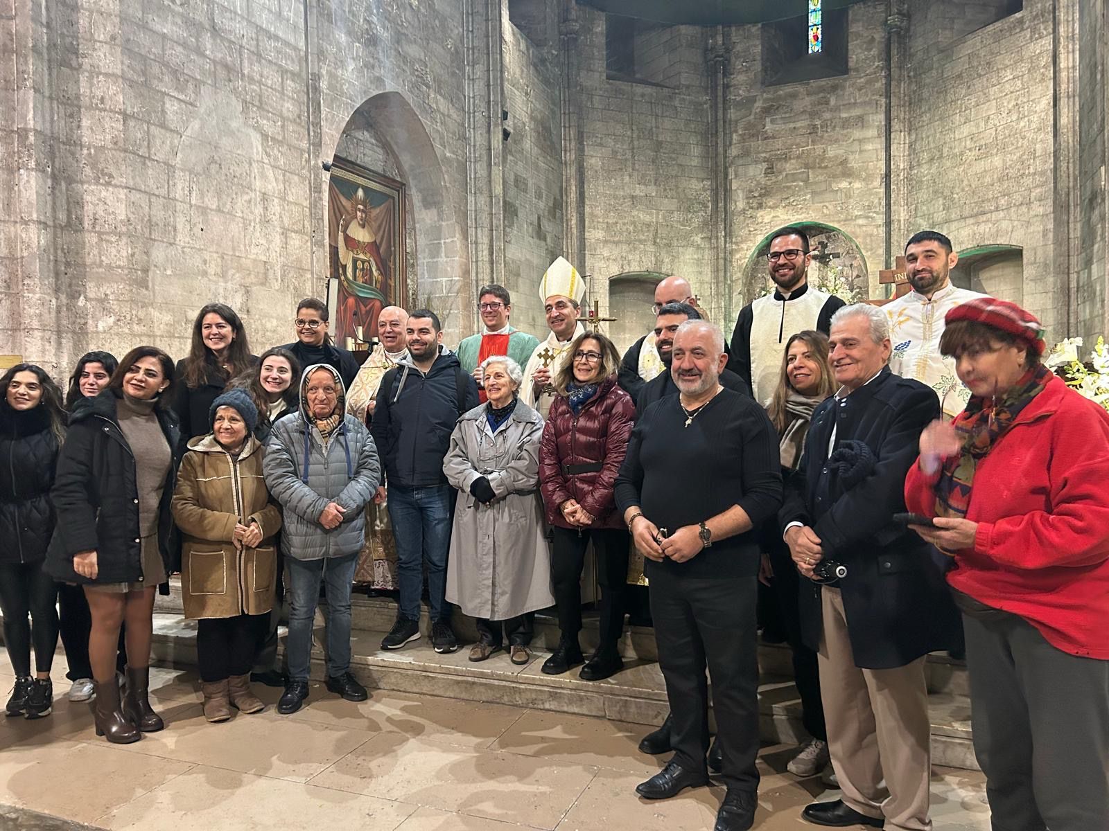 قداس عيد مار مارون في مرسيليا: دعوة للصلاة من أجل انطلاقة متجددة للبنان