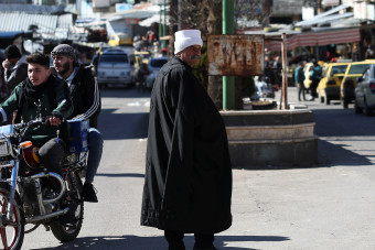 إسرائيل تشقّ "جيباً آمناً" في سوريا
