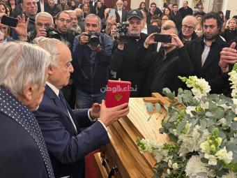 خاص - بالصور: الوداع الأخير للممثل القدير أنطوان كرباج