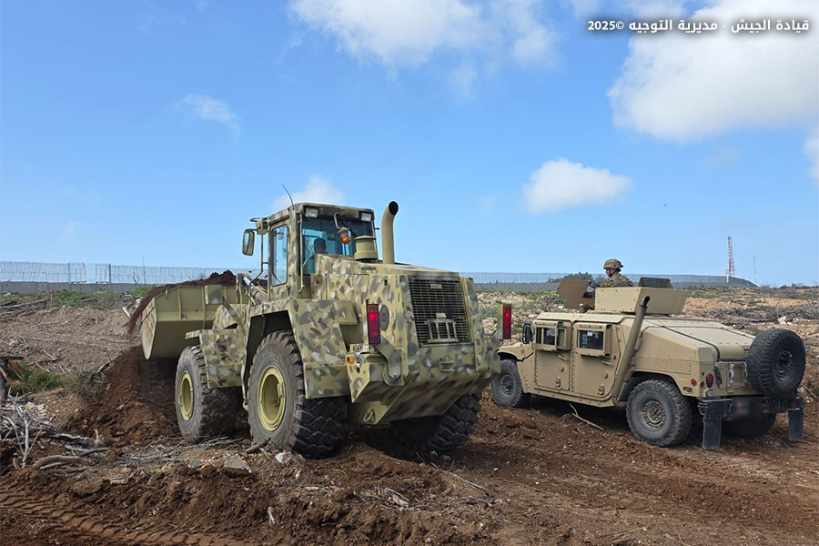 الجيش اللبناني يزيل عوائق إسرائيلية في اللبونة ويغلق طريقا مستحدثا