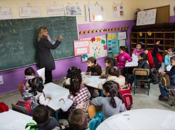 انتصار المعلّم... انكسار الاتحاد والأهالي يستنفرون