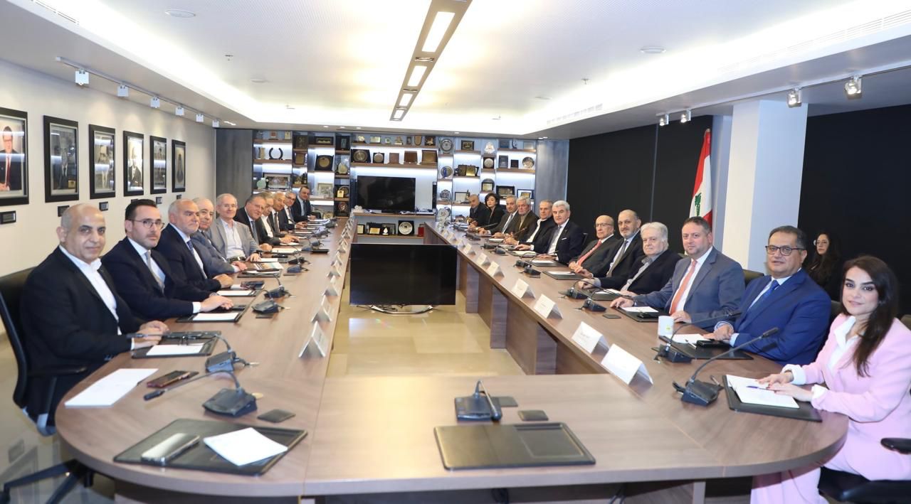 اجتماع موسع للهيئات الاقتصادية مع وزير الصناعة